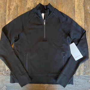 Lululemon Engineered Warmth 1/2 Zip sz 8 black NEW WITH TAGS